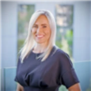 Dr Bronwyn Berthon