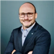 Dr Daniel Beard