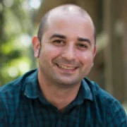 Dr David Farrugia