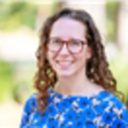 Dr Lizzie Manning