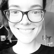 Dr Louisa Magrics