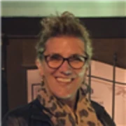 Dr Nicole Hainsworth